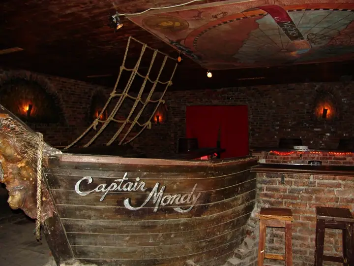 Club Captain Mondy'S Jupiter - professional audio project photo