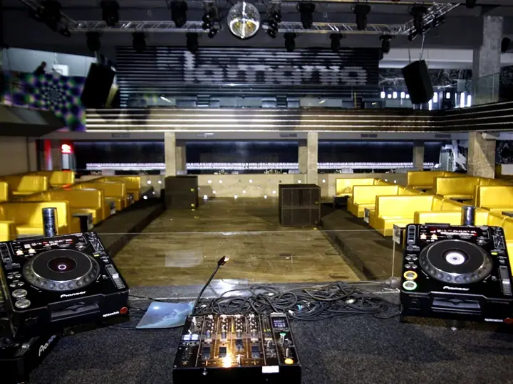 La Mania - high-resolution location photo 13