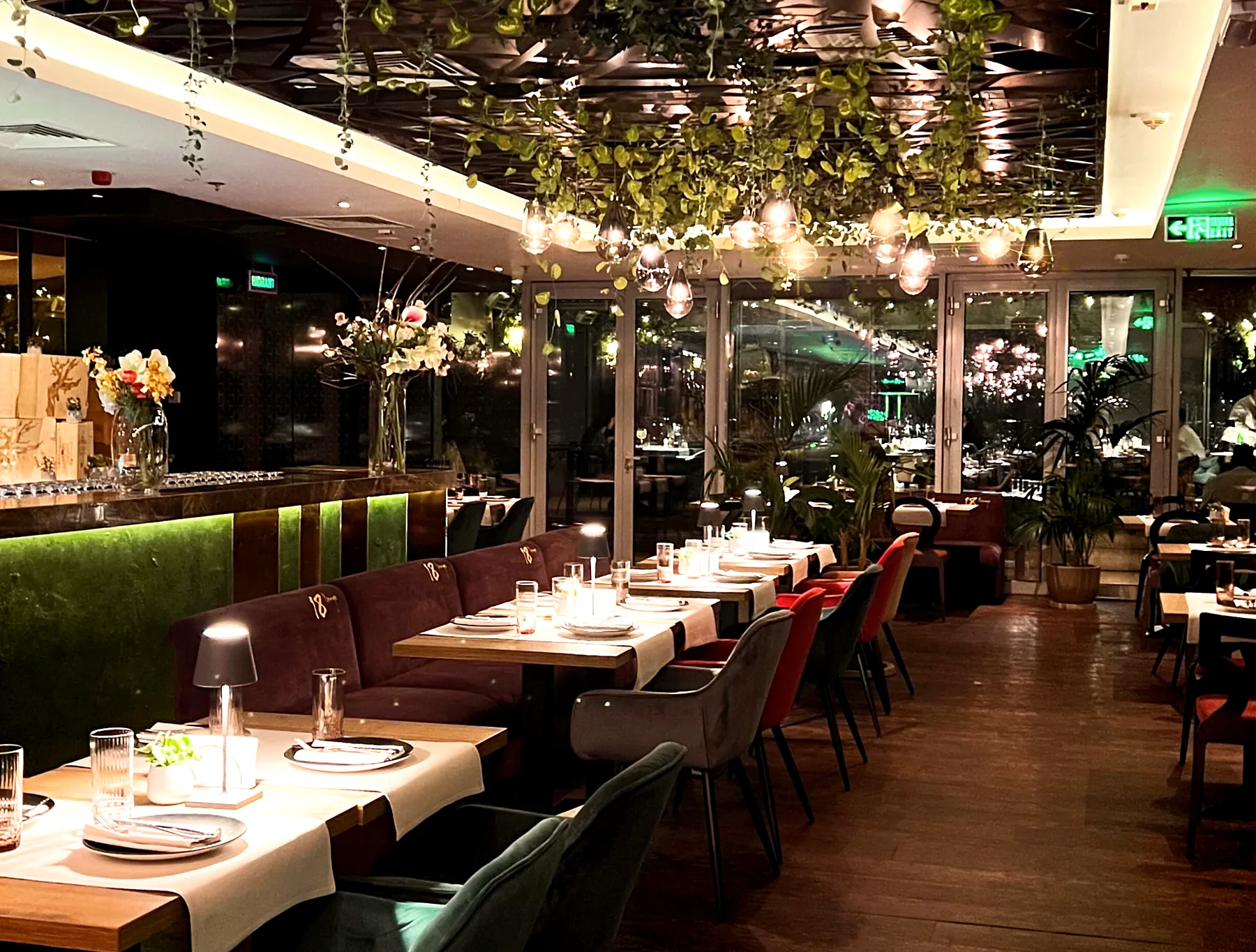 18 Lounge by Embassy - official image