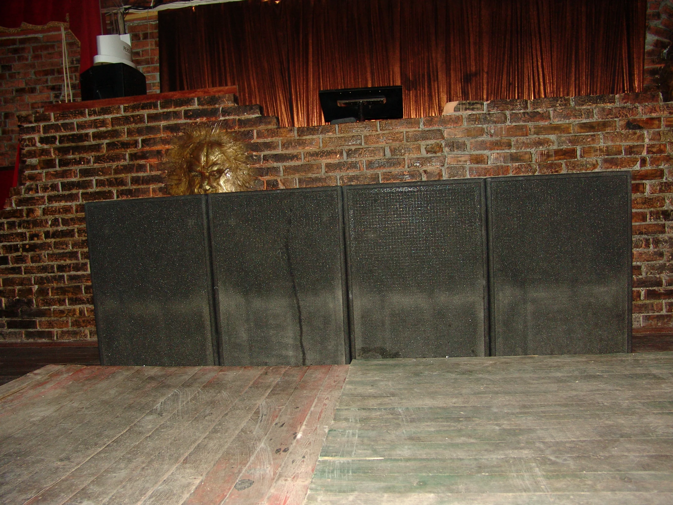 Club Captain Mondy'S Jupiter - professional audio project photo
