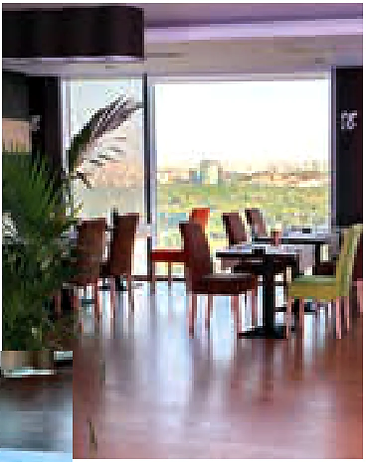 18 Lounge by Embassy - portfolio image